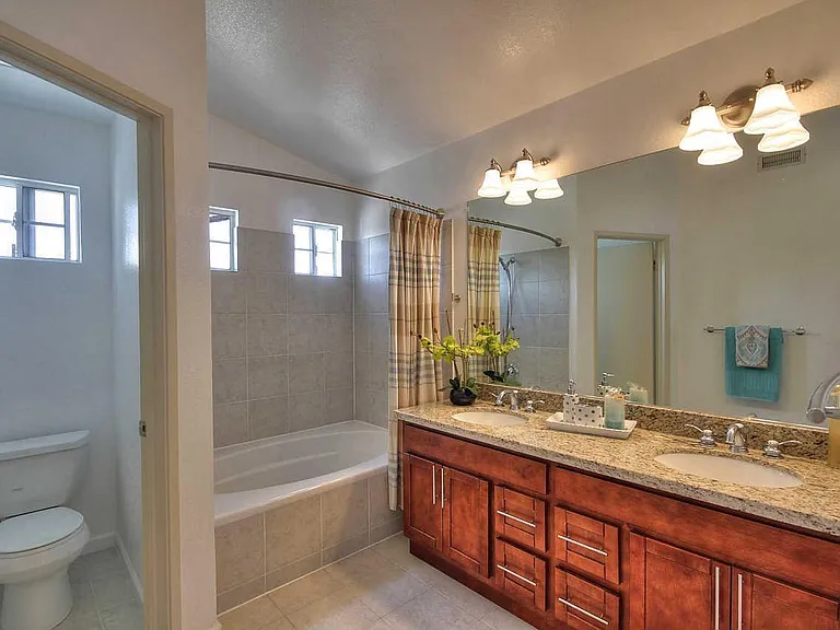 43120 Brighton Cmn — Photo 18