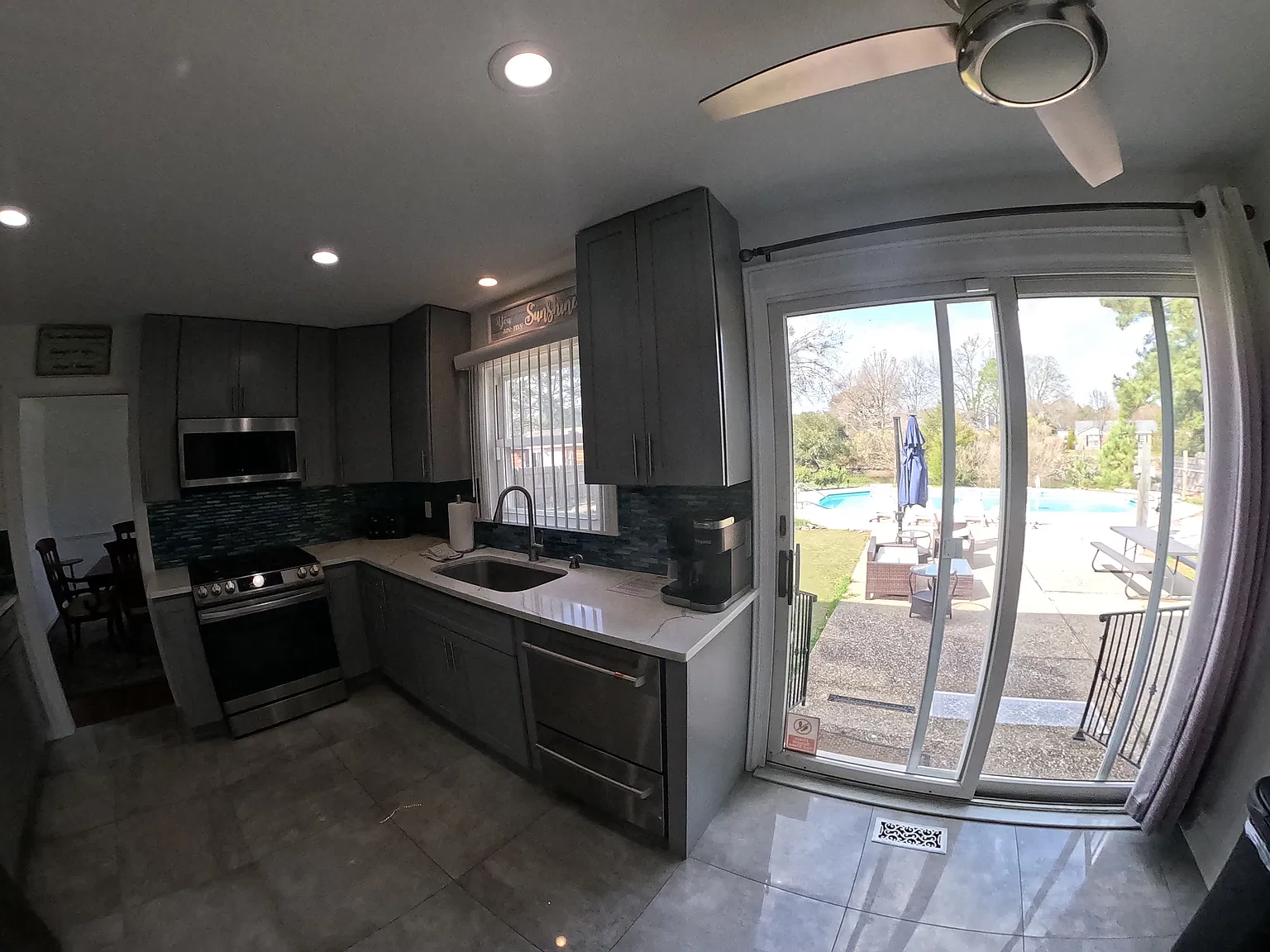 4 bed, 2156 sqft, $3,500 — Photo 3