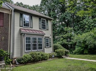 8515 Chapman Oak Ct, Springfield, VA 22153