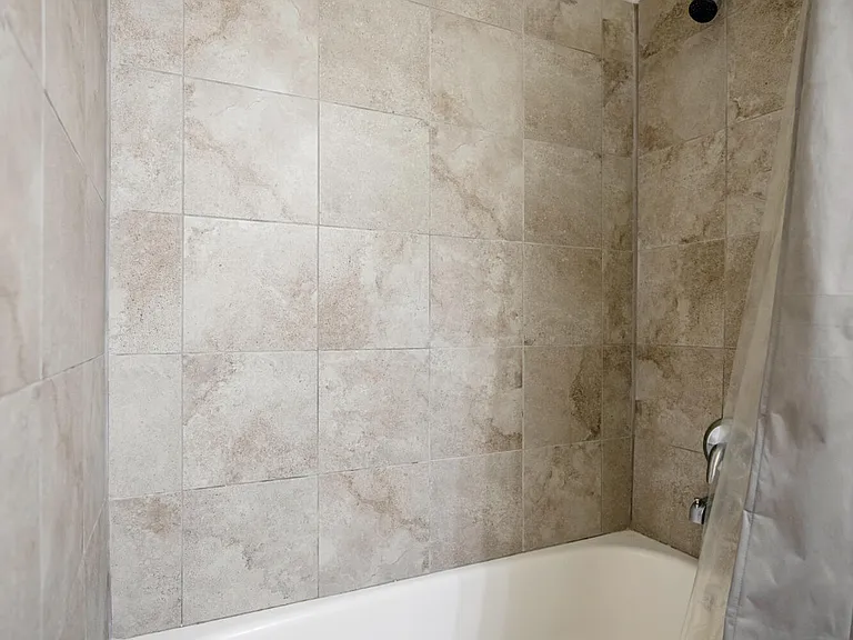 121 Westwood Dr — Photo 18