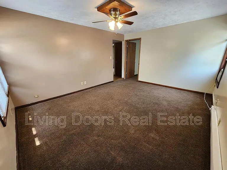 2601 N 58th St #3 — Photo 6