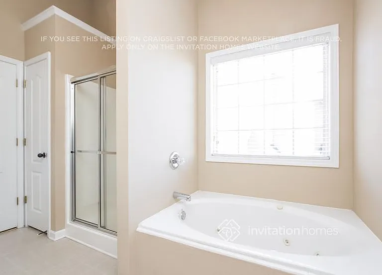 6582 Grand Hickory Dr — Photo 17