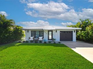 530 108th Ave N, Naples, FL 34108