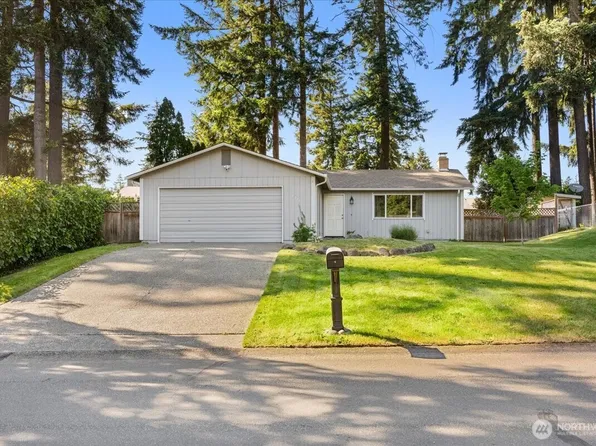 19310 Crescent Drive E, Spanaway, WA 98387