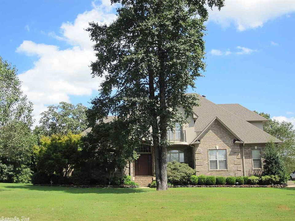 1st image of 113 Emerald Lake Dr