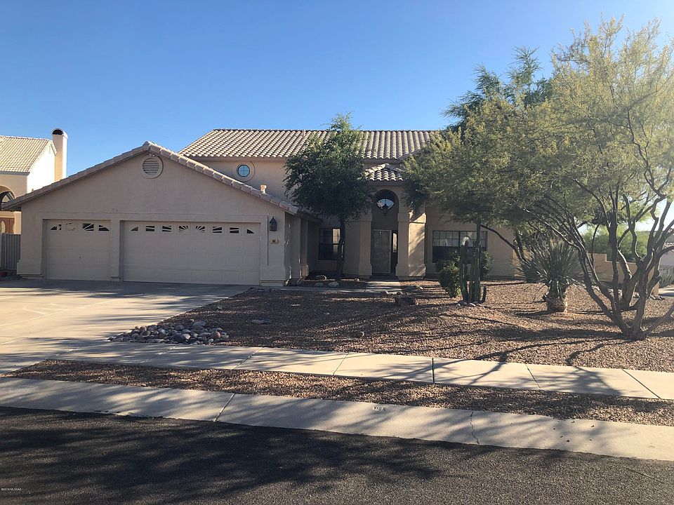 1st image of 161 W Drover Pl