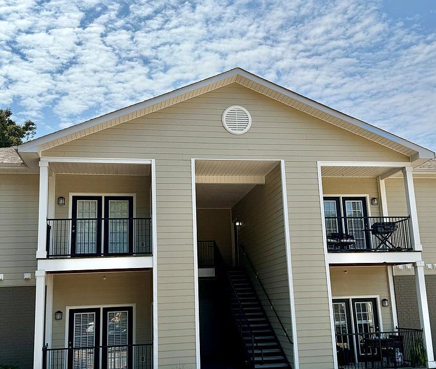 1st image of 1021 Molly Barr Rd APT 71