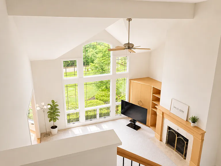 39710 Alsace Ct — Photo 5