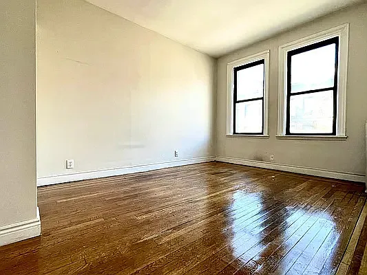 Building Photo - 712 W 176th St #5E