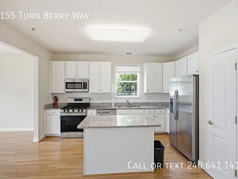 2155 Turnberry Way — Photo 14