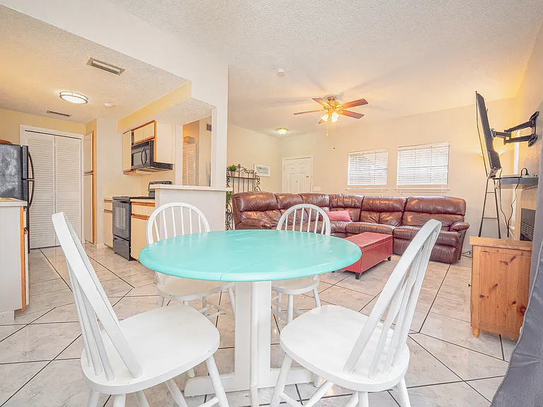 210 Oak Bay St #403 — Photo 21