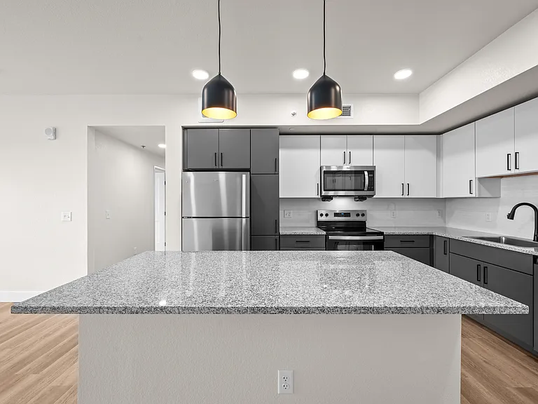 Residences at Willow Park Flats — Photo 40