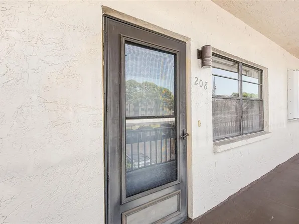 7951 58th Ave N Unit 208, Saint Petersburg, FL 33709