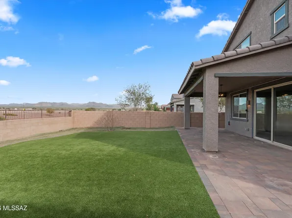 10704 W Embrey Dr, Marana, AZ 85653