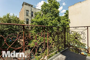 Rented by Mdrn Residential