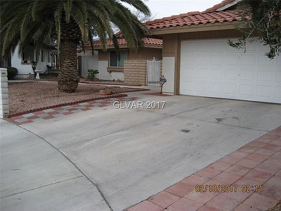 3rd image of 8816 Pavia Dr