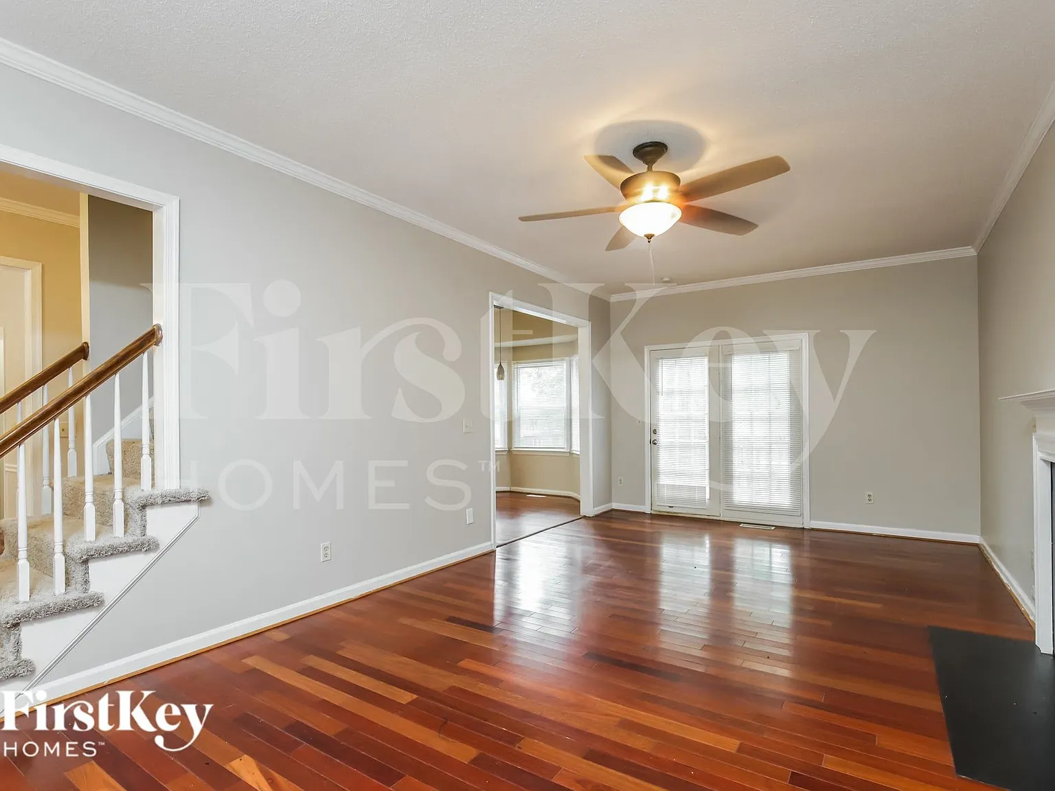 3 bed, 2.5 bath, 1570 sqft, $2,190 — Photo 3