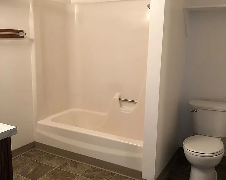 2021 NW Hickory Ln #1 — Photo 6