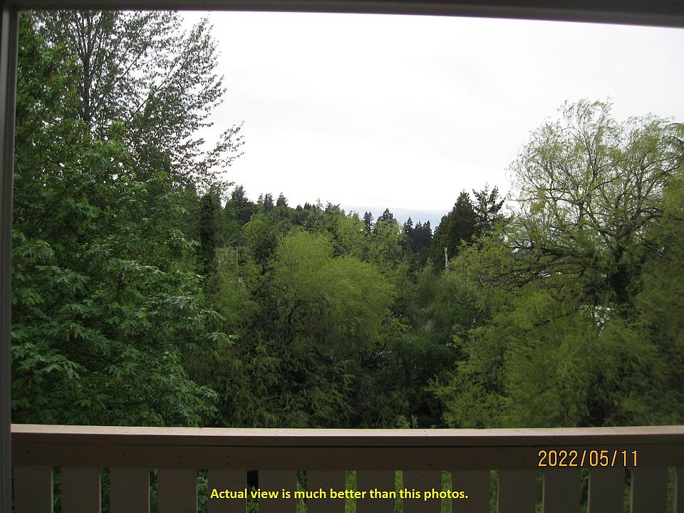 1st image of 417 Bellevue Way SE #402