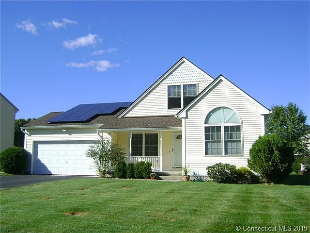 1st image of 11 Harvest Ln