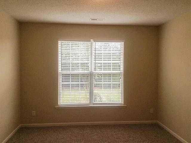 6045 Willomere Cir — Photo 5