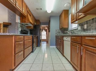 5403 Timpani Dr, Friendswood, TX 77546