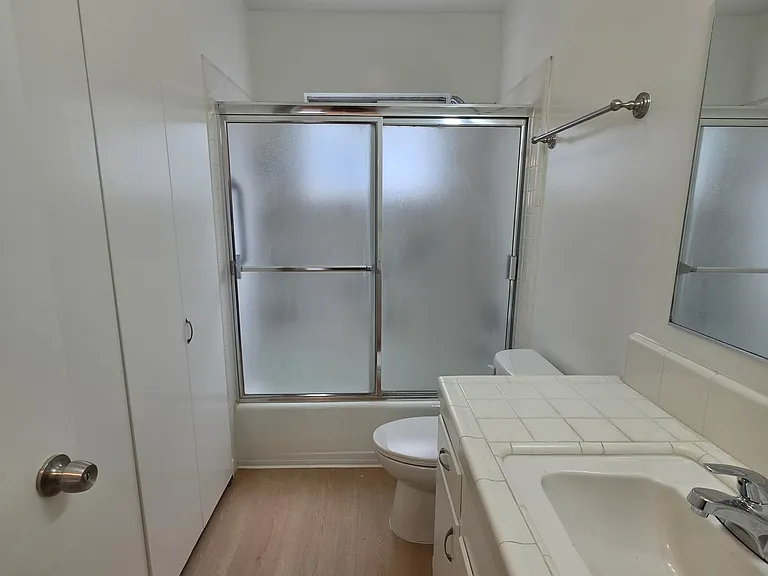 702 E Palm Ave #C — Photo 5