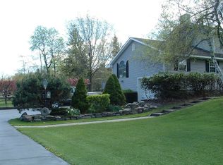 14 Shamfield Heights Rd, Jeffersonville, NY 12748