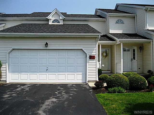 1st image of 52 Foxwood Row #52
