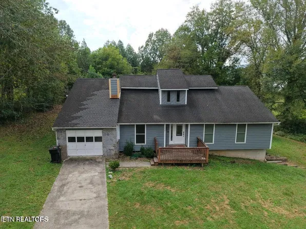 459 Dogwood Ln, Jacksboro, TN 37757