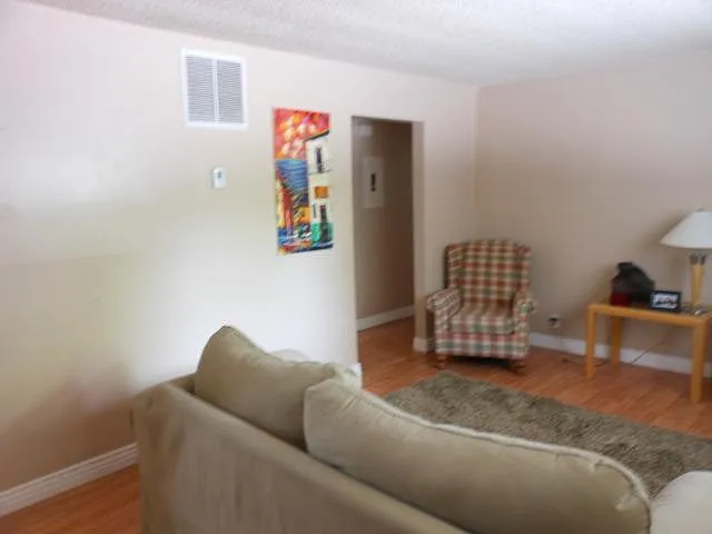 141 E Coatsville Ave #B — Photo 5