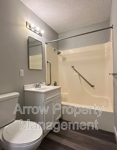 11141 N 137th St #51 — Photo 9
