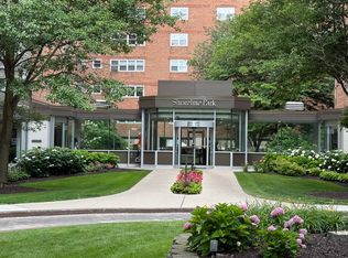 4950 N Marine Dr APT 709, Chicago, IL 60640
