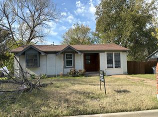 1910 Meadow Ln, Arlington, TX 76010