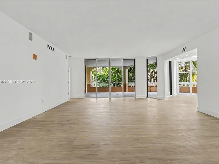 731 Crandon Blvd #208 — Photo 4