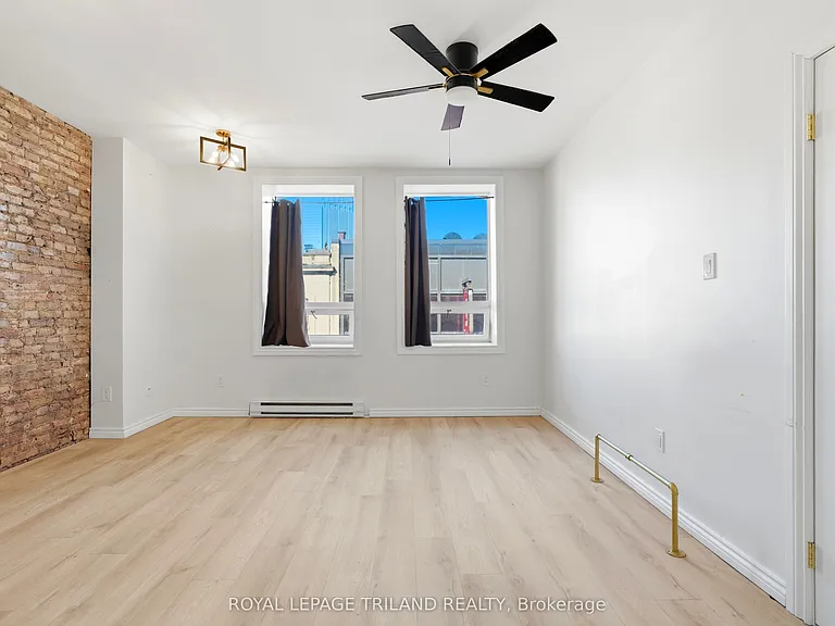 423 Richmond St #303 — Photo 2