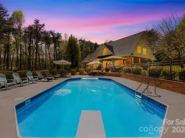 1518 Kale Rd, Catawba, NC 28609