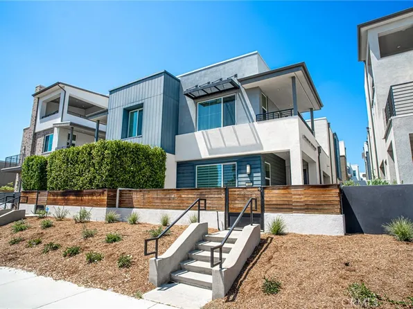 213 Paramount, Irvine, CA 92618