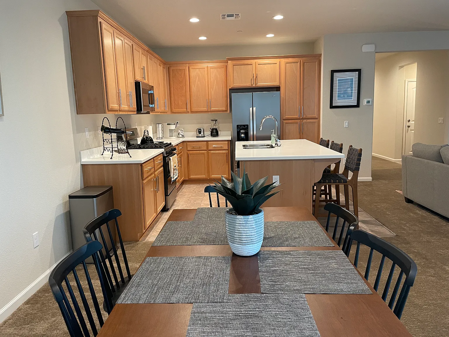 2021 Melody Ln — Photo 2