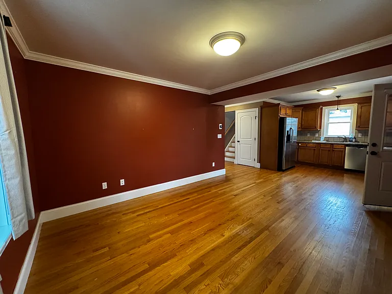 92 Alder St #2 — Photo 7