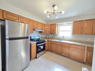 542 S 20th St #2, Newark, NJ 07105