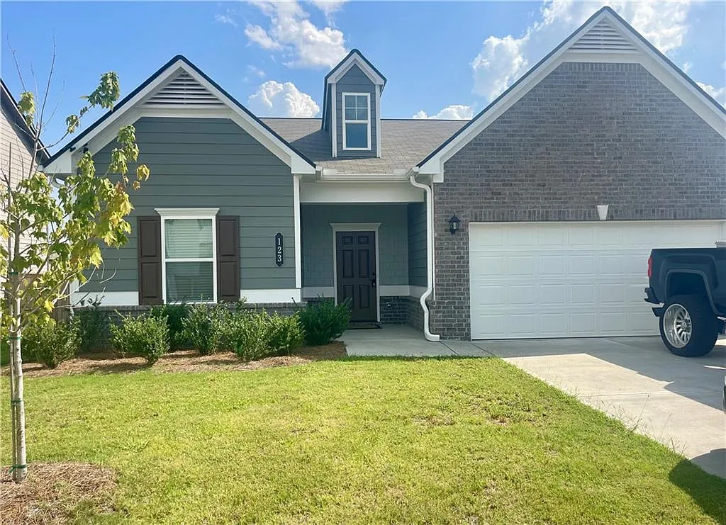 3 bed, 2.0 bath, 1508 sqft, $2,350 — Photo 1