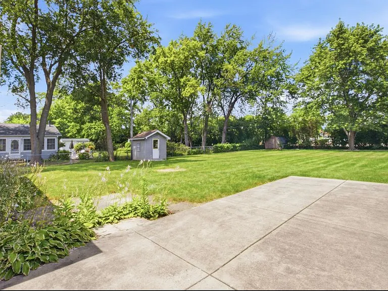 440 Aster Ln — Photo 4