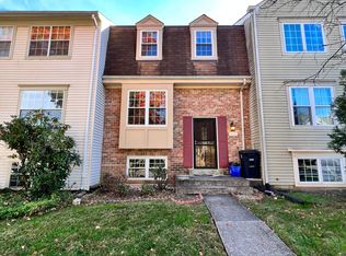 1060 Copperstone Ct, Rockville, MD 20852
