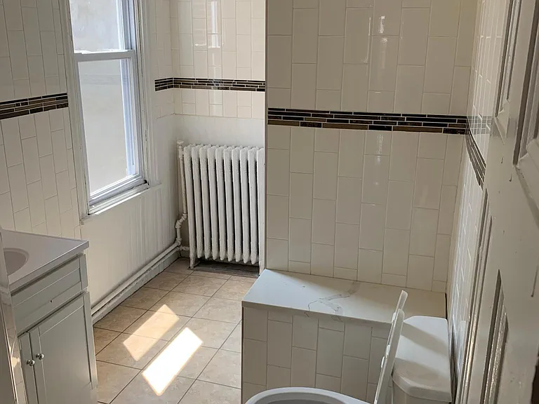 1026 N Randolph St #A — Photo 26