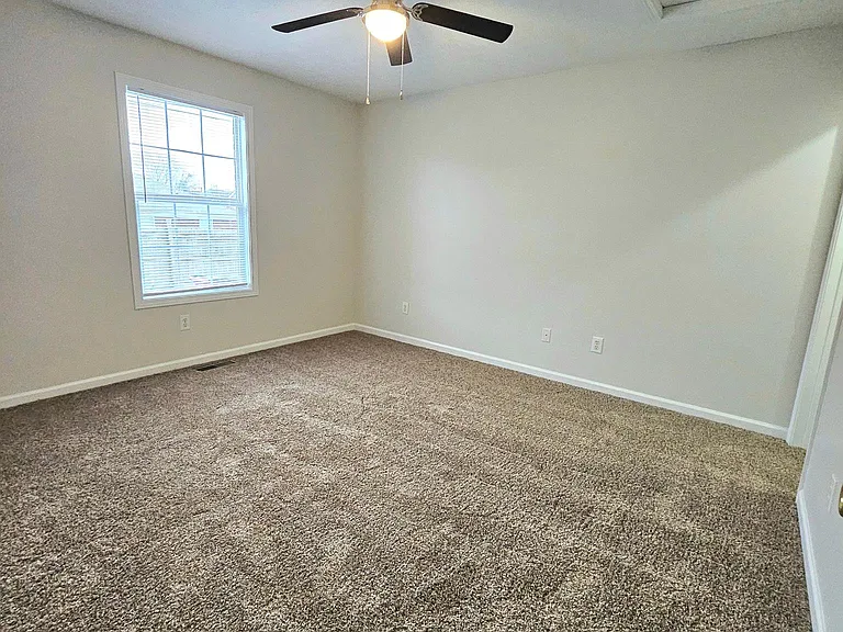 114 Frye Ct — Photo 7