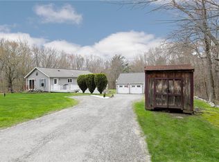 21 Round Hill Rd, Foster, RI 02825