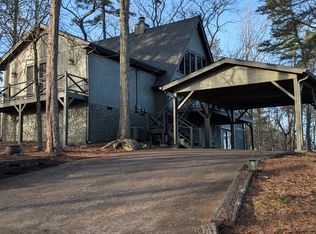 114 Cherokee Dr S, Waleska, GA 30183