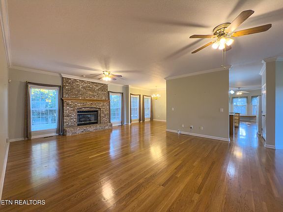 2nd image of 105 Alichanoska Ln