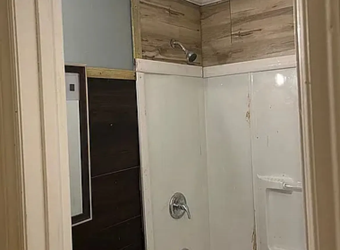 3 bed, 2072 sqft, $1,500 — Photo 2
